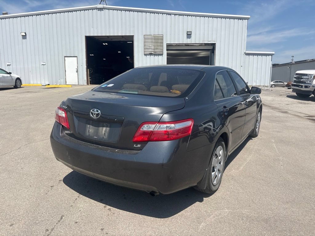 Used 2009 Toyota Camry LE FWD image 14