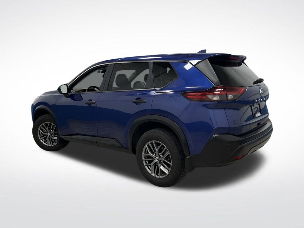 Used 2021 Nissan Rogue S image 3