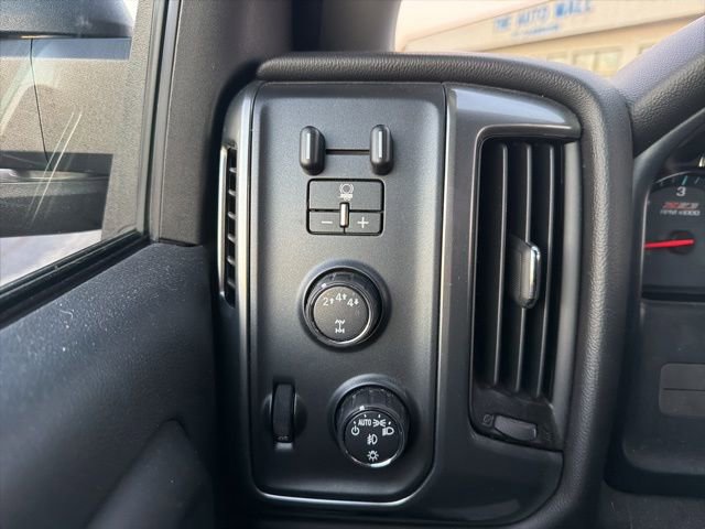 Used 2017 Chevrolet Silverado 2500 LT w/ Custom Sport Edition image 18