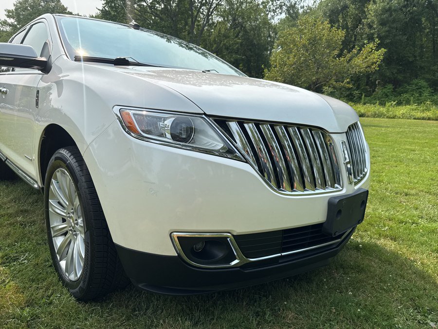Used 2012 Lincoln MKX AWD image 13