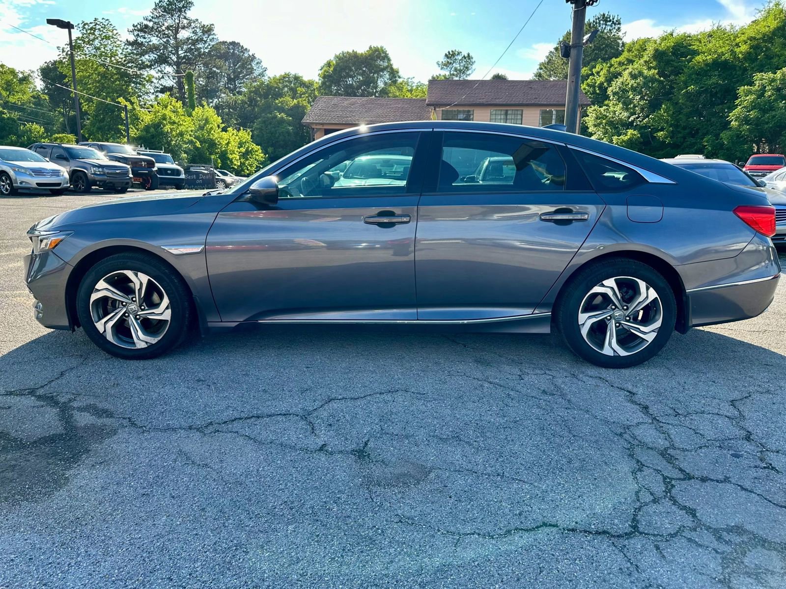 Used 2018 Honda Accord EX image 4