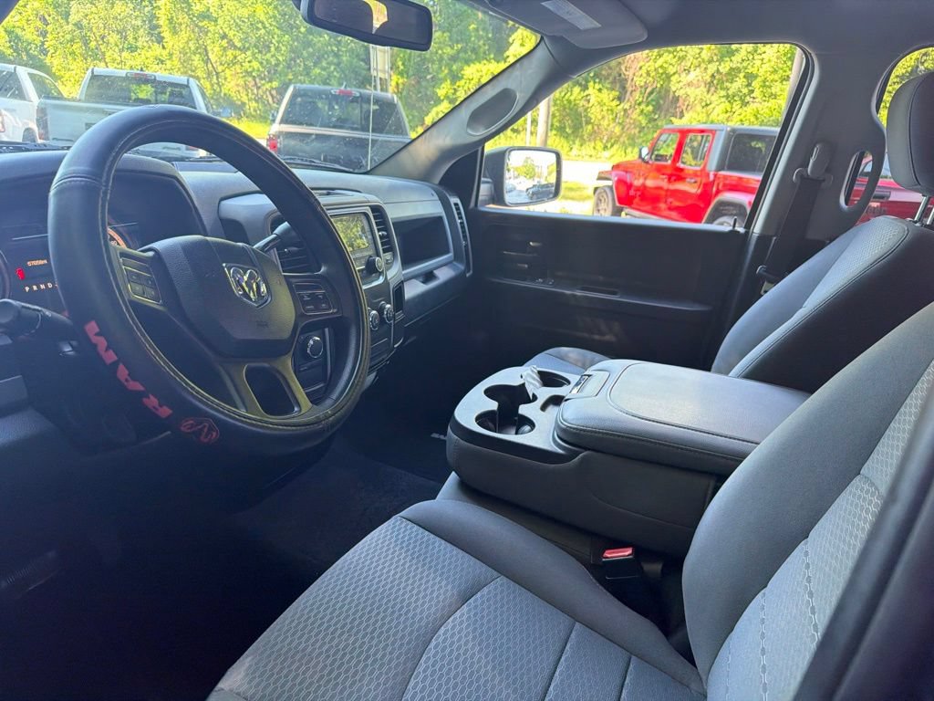 Used 2018 RAM 1500 Express AWD/4WD image 8
