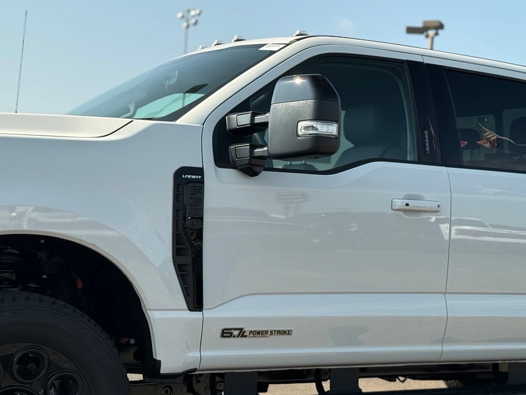 New 2026 Ford F350 Lariat w/ Black Appearance Package AWD/4WD image 42