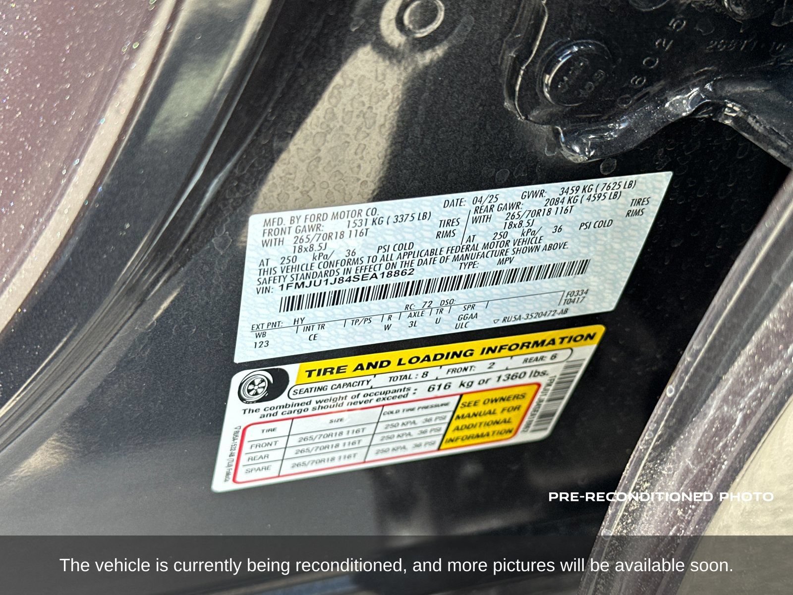 Used 2025 Ford Expedition Active AWD/4WD image 19