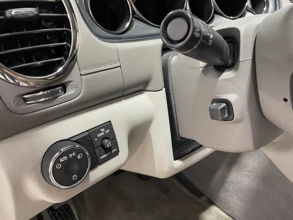 Used 2014 Buick Enclave Premium image 32