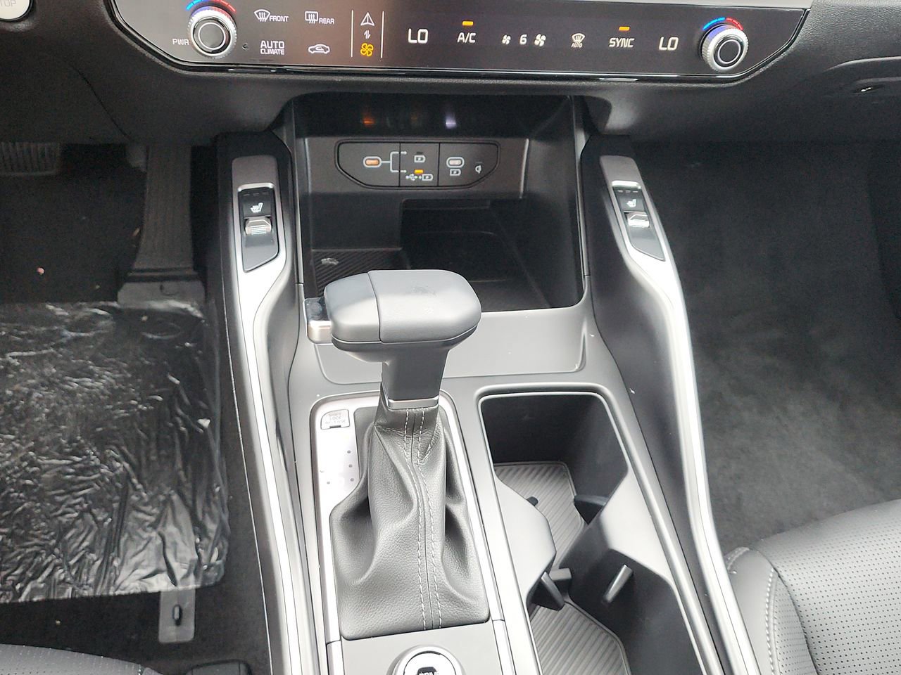 New 2025 Kia Sorento S w/ Panoramic Sunroof Package image 18