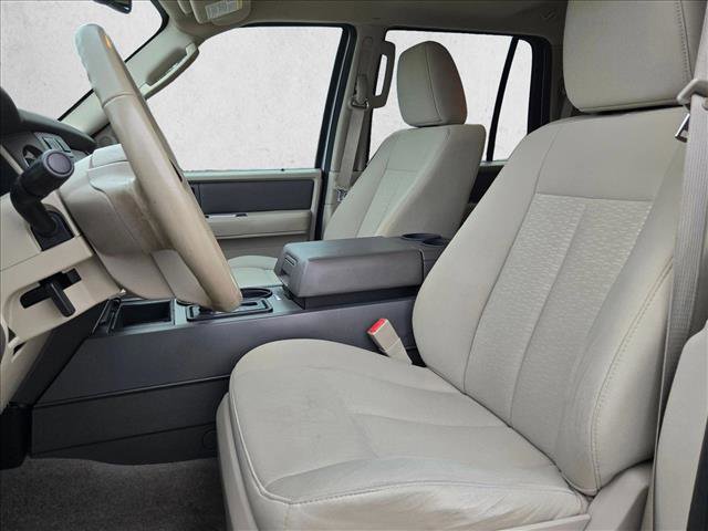 Used 2013 Ford Expedition XLT w/ HD Trailer Tow Pkg image 14