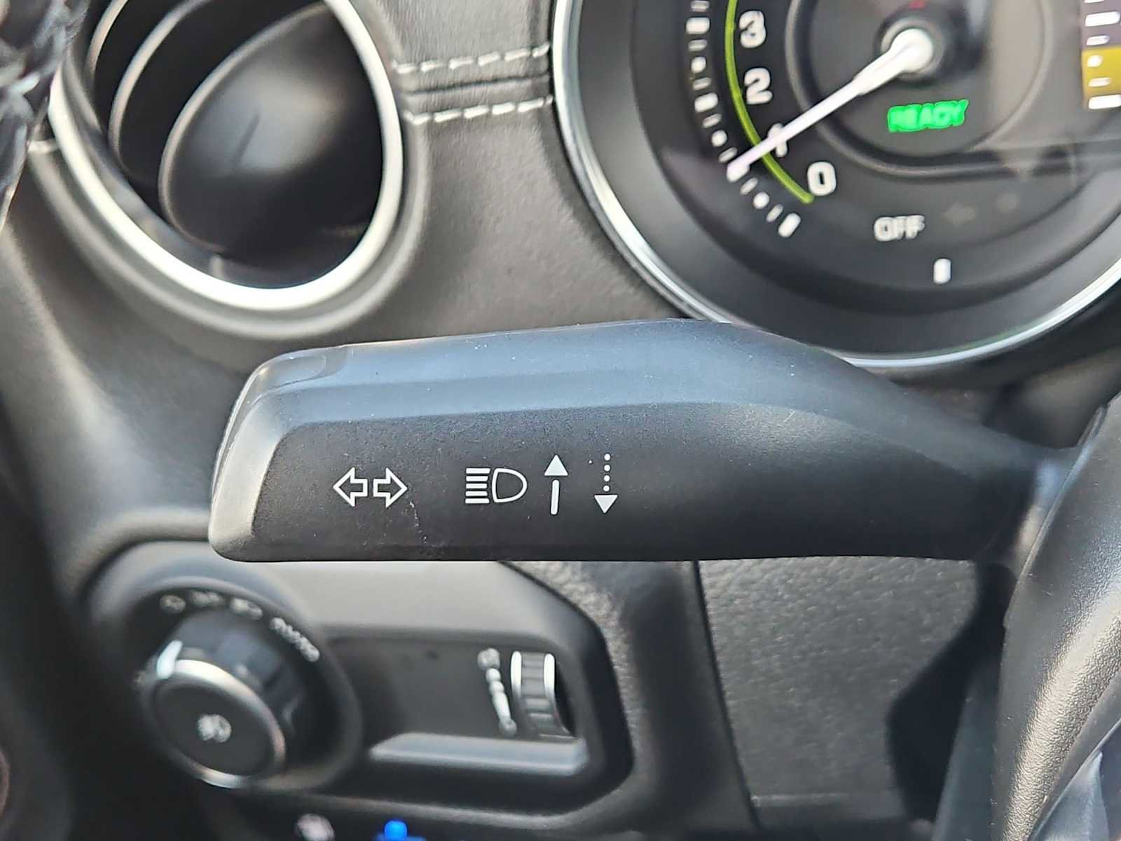 Used 2023 Jeep Wrangler Sahara w/ Cold Weather Group image 41