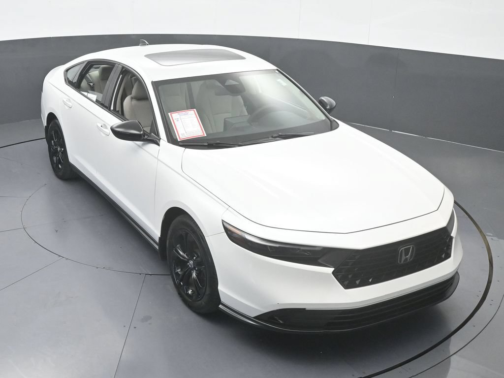 Used 2025 Honda Accord SE image 54