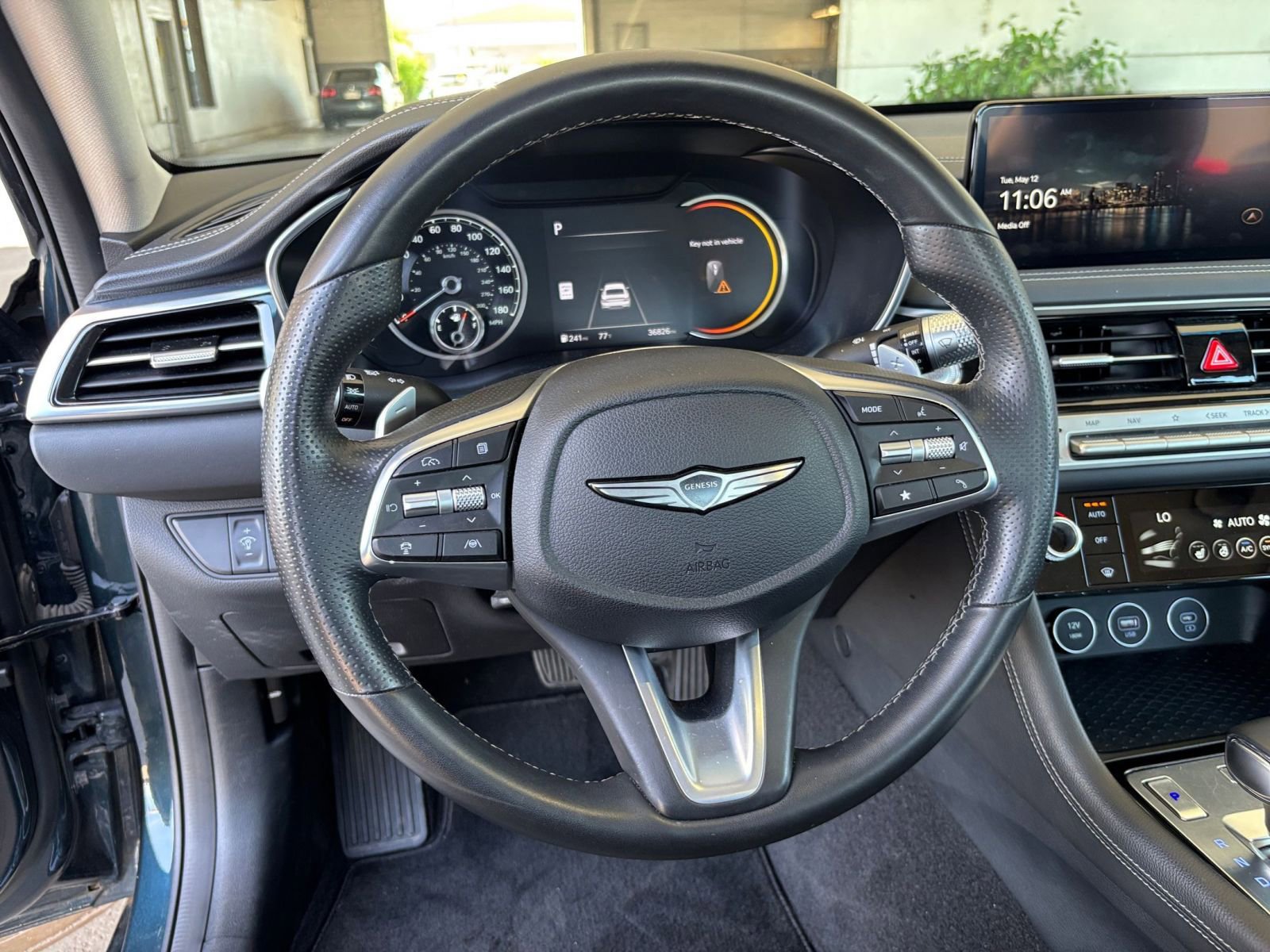Used 2025 Genesis G70 2.5T AWD/4WD image 30