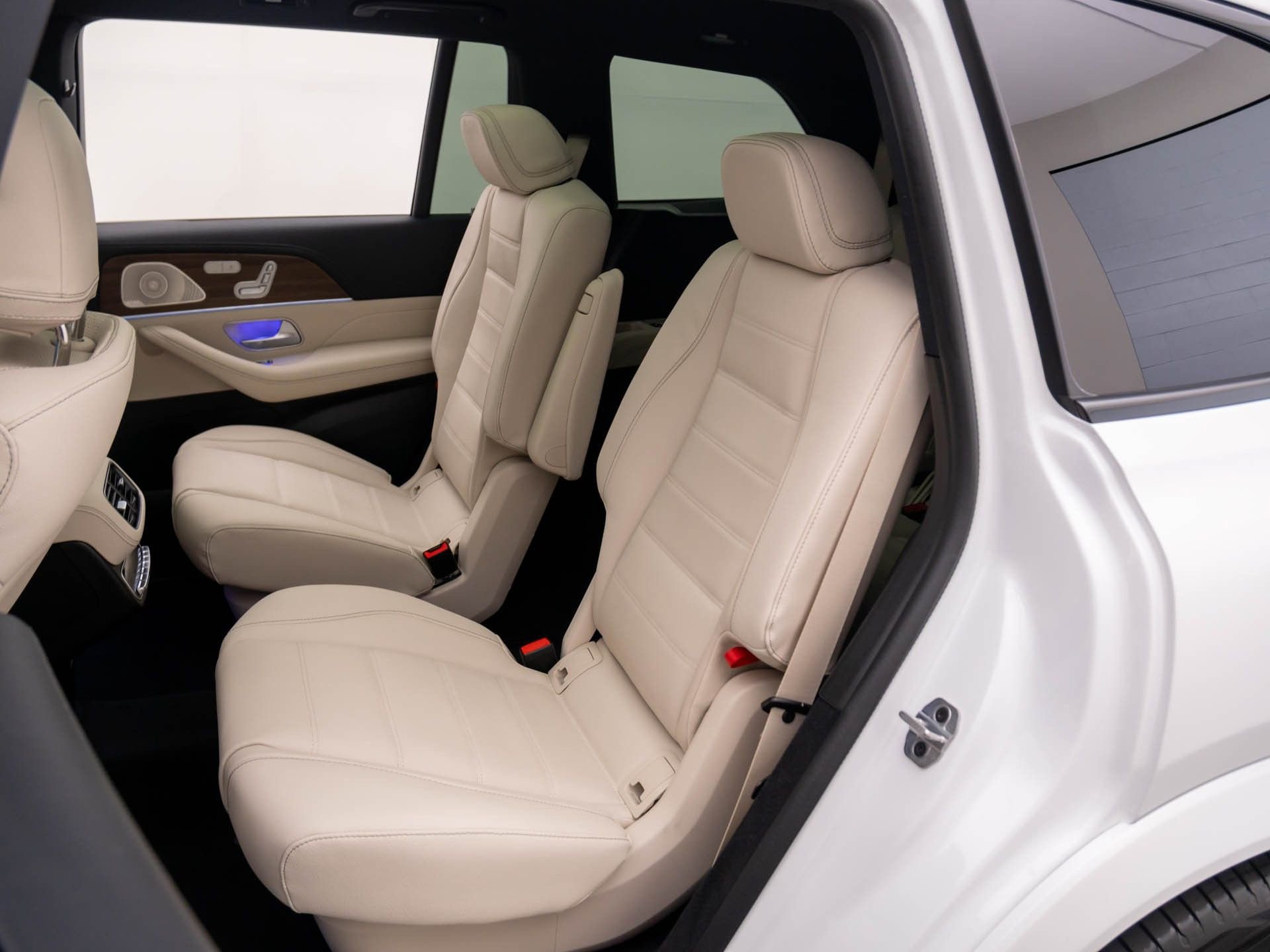 New 2026 Mercedes-Benz GLS 580 4MATIC image 19