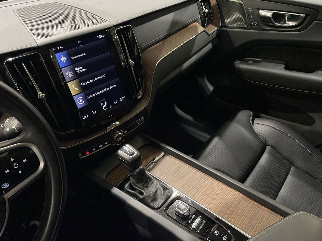 Used 2019 Volvo XC60 T5 Inscription w/ Protection Package Premier image 8