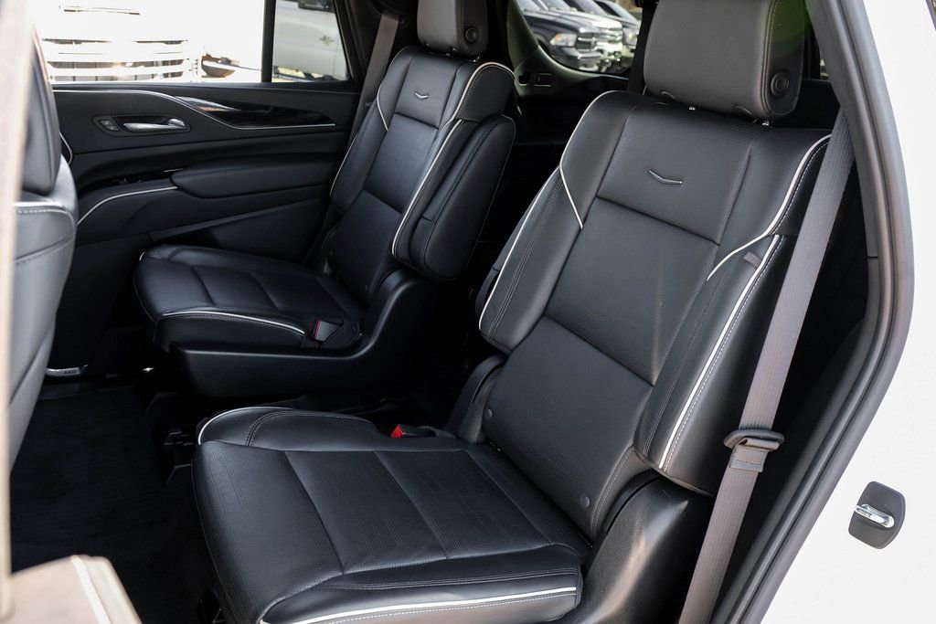 Used 2023 Cadillac Escalade Sport w/ Touring Package image 39