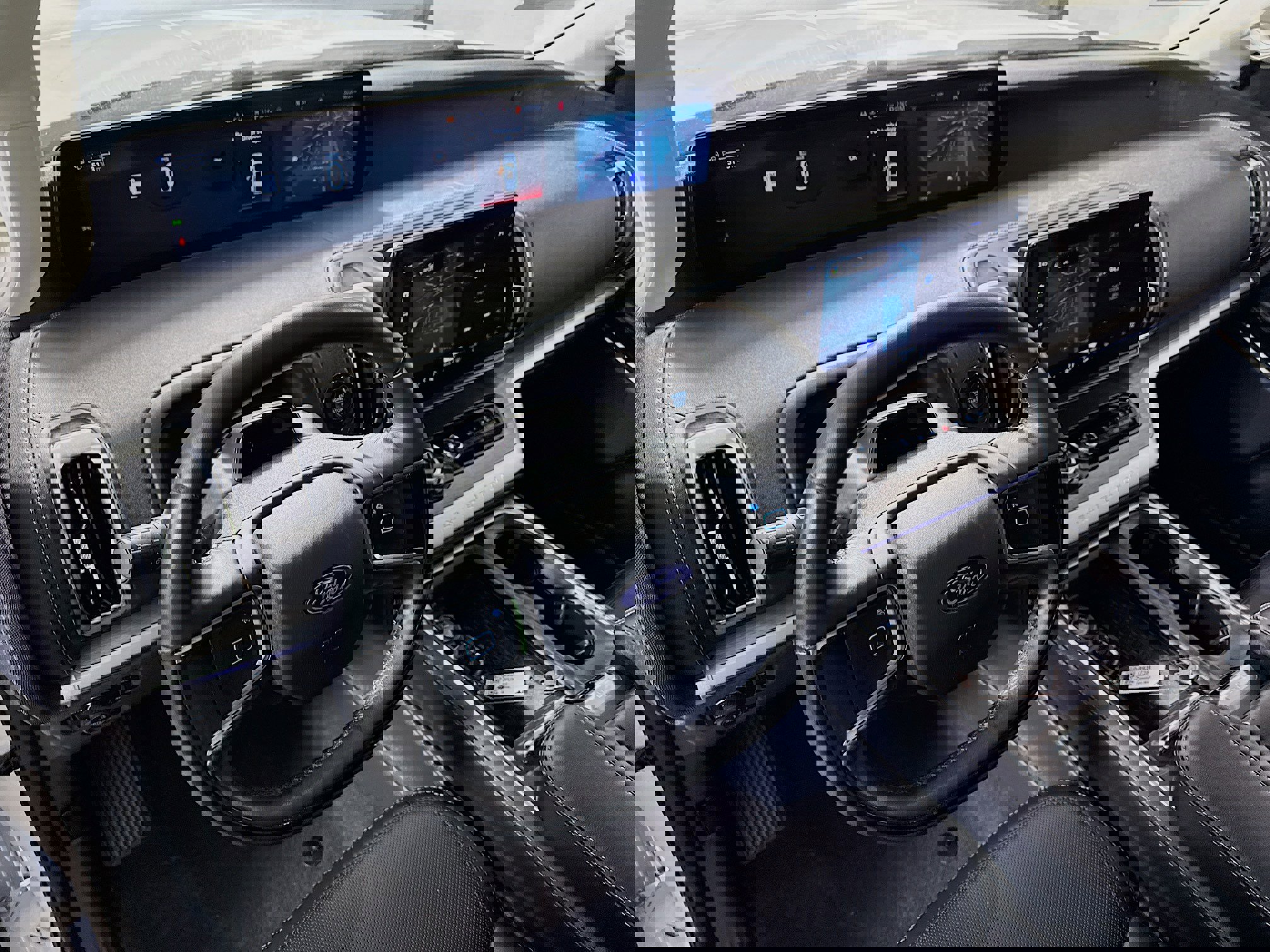 Used 2025 Ford Expedition Max Platinum image 25