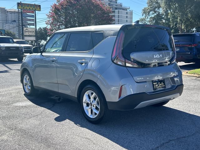 Used 2024 Kia Soul LX w/ Option Group 015 FWD image 6