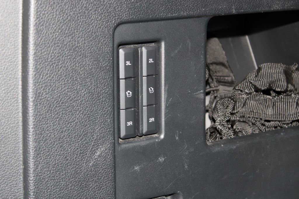 Used 2021 Ford Expedition Platinum image 17