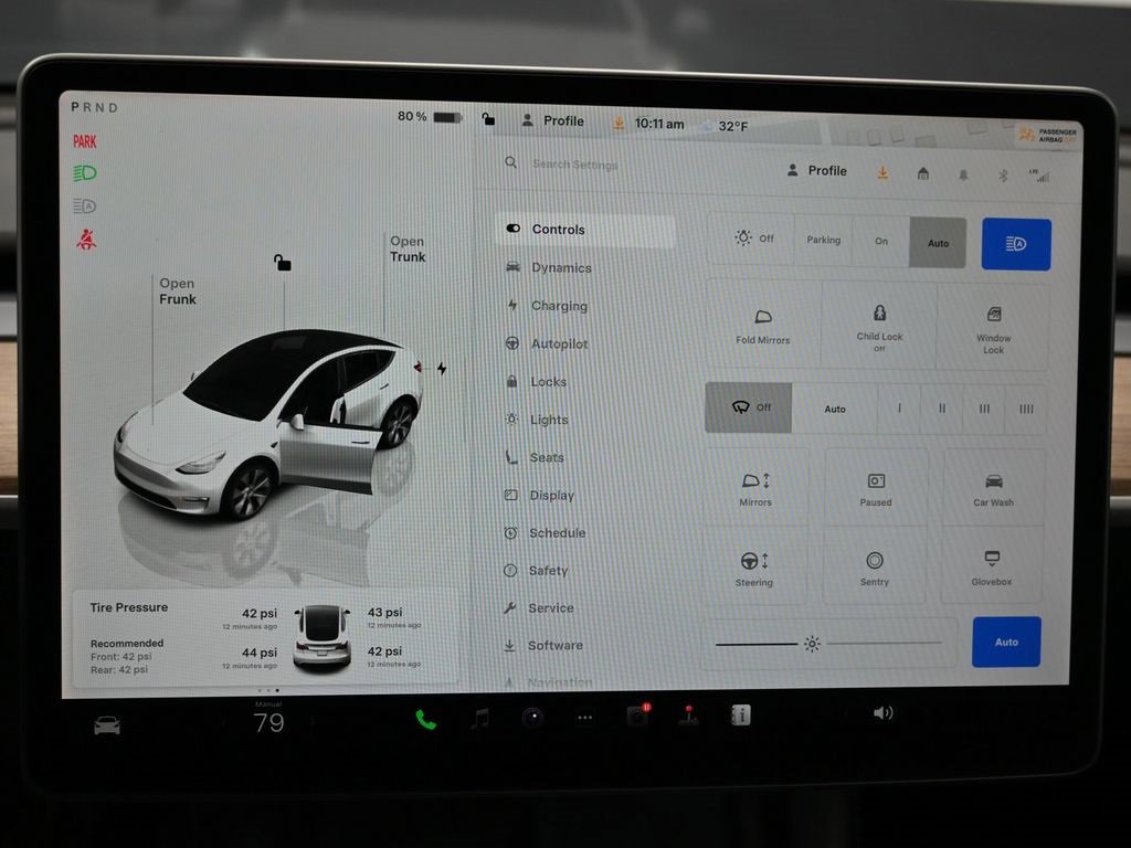 Used 2023 Tesla Model Y Long Range image 24