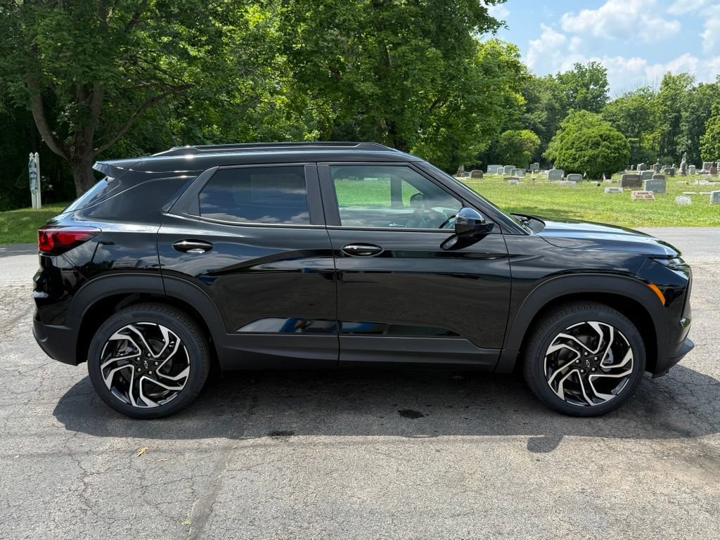 New 2026 Chevrolet TrailBlazer RS w/ Convenience Package AWD/4WD image 4
