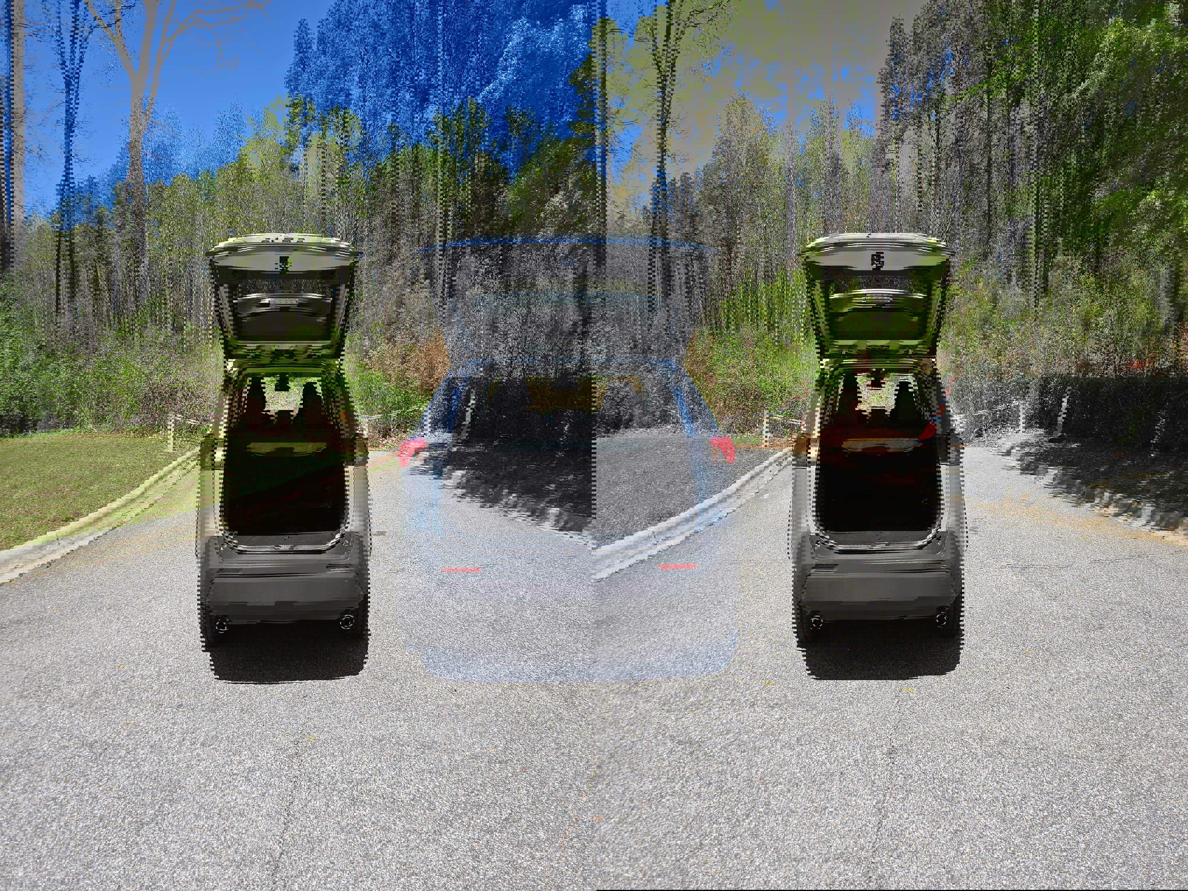 Used 2024 Toyota RAV4 XLE image 12