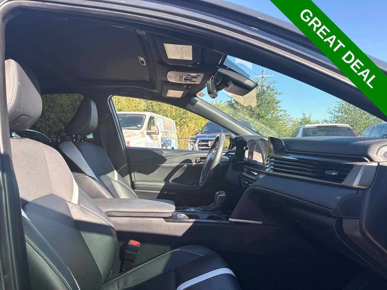 Used 2025 Toyota Camry SE w/ Multimedia Upgrade Package AWD/4WD image 15