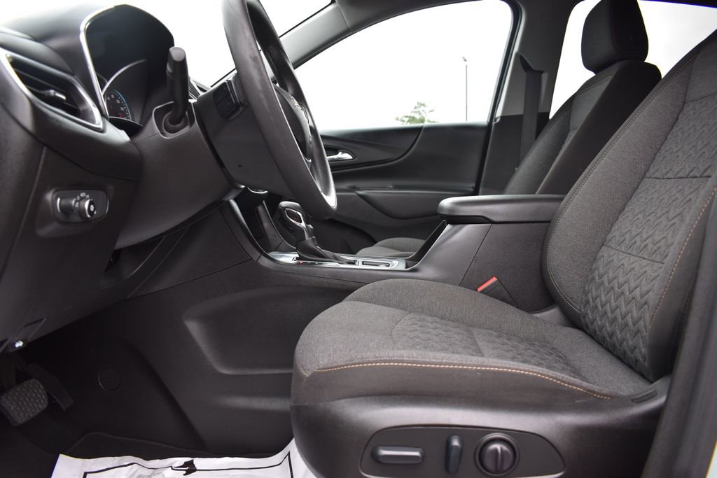 Used 2022 Chevrolet Equinox LT FWD image 4