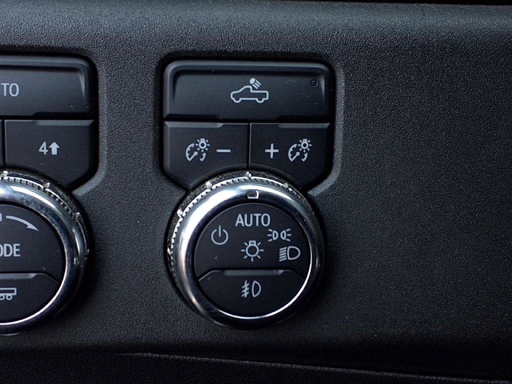 Used 2023 GMC Sierra 1500 Elevation AWD/4WD image 35