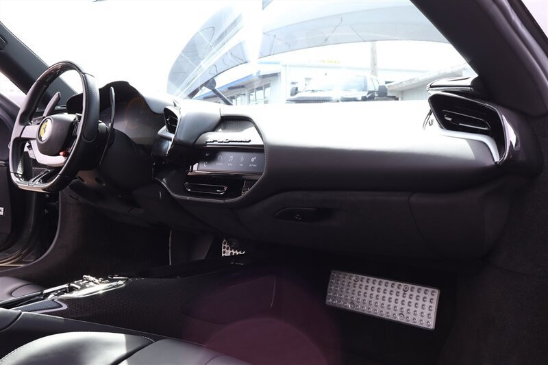 Used 2021 Ferrari SF90 Stradale AWD/4WD image 28