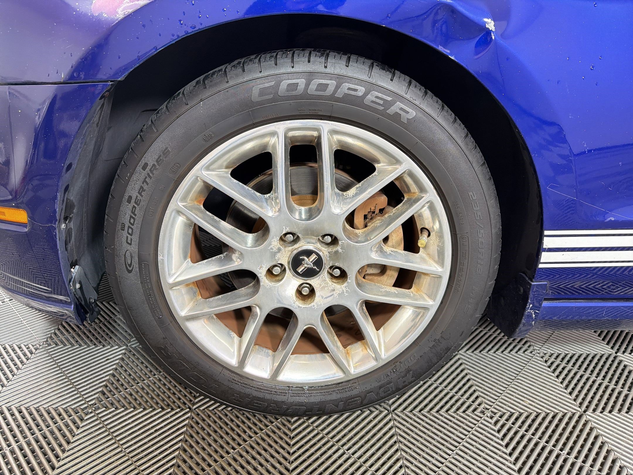 Used 2013 Ford Mustang Premium RWD image 11
