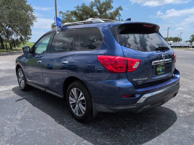 Used 2020 Nissan Pathfinder SL w/ Cargo Package FWD image 6