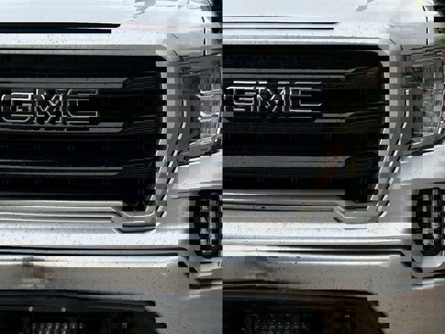 Used 2020 GMC Sierra 1500 Elevation w/ Elevation Value Package AWD/4WD image 9