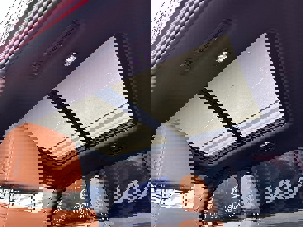 Used 2022 Cadillac Escalade Sport w/ Touring Package image 17