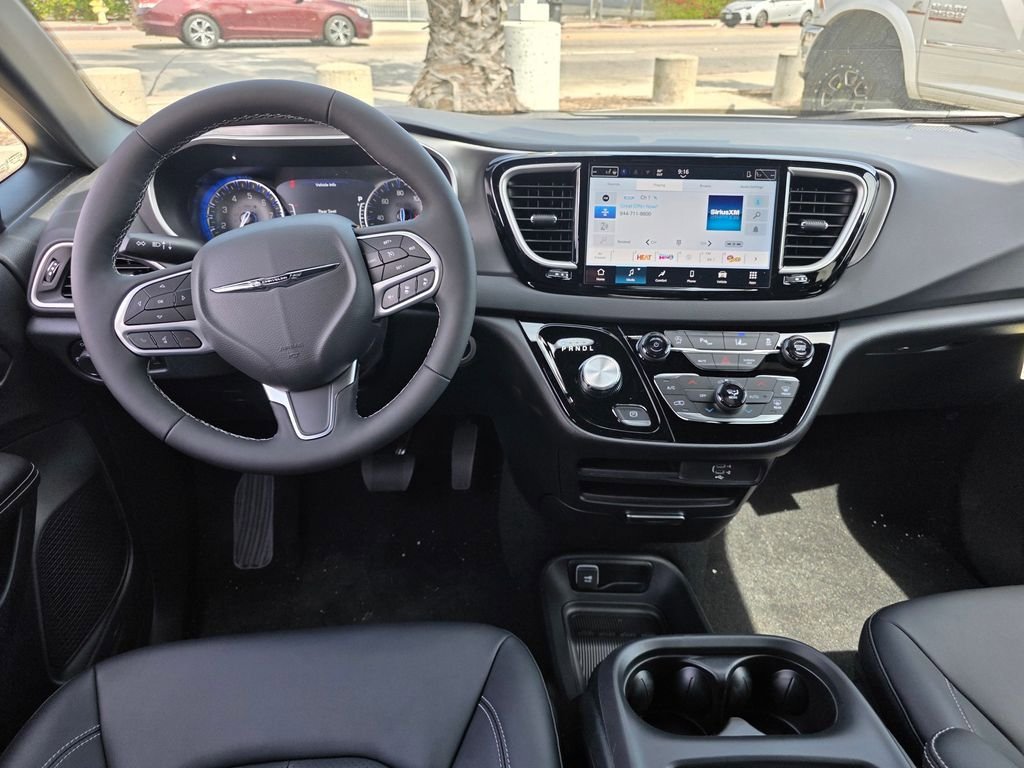 New 2026 Chrysler Voyager LX FWD image 10