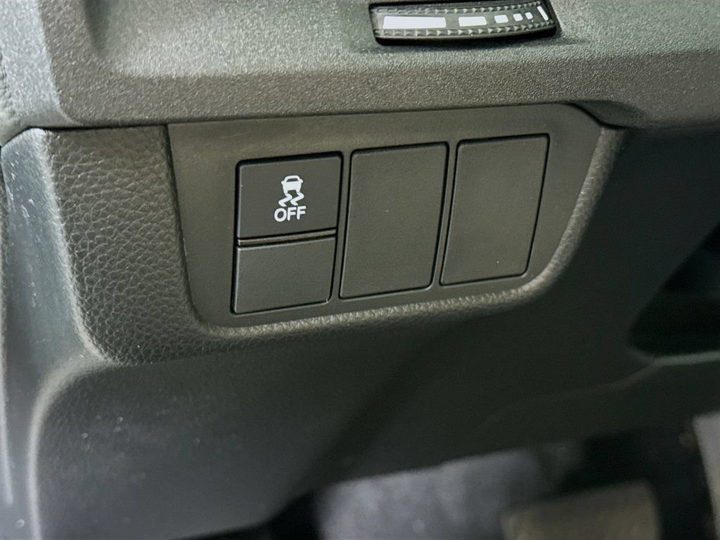 Used 2025 Honda CR-V EX image 18
