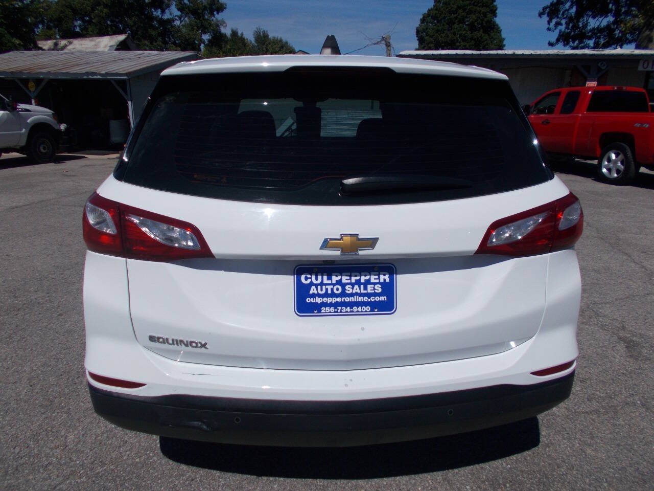 Used 2020 Chevrolet Equinox LS FWD image 4