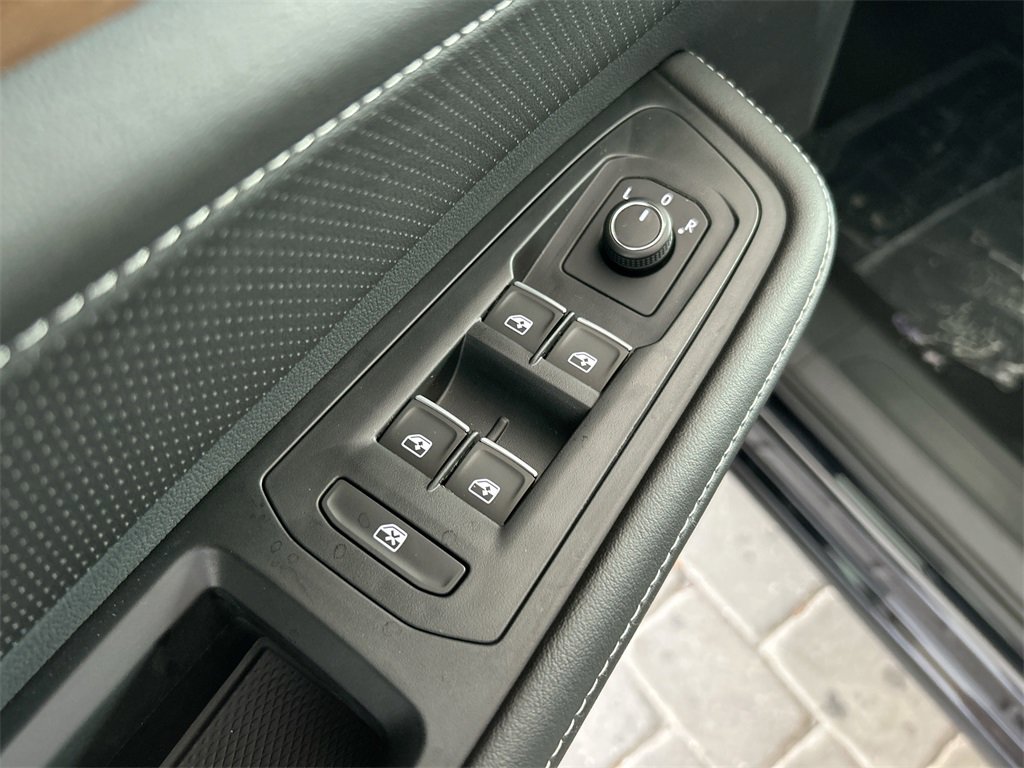 New 2026 Volkswagen Atlas SE image 12