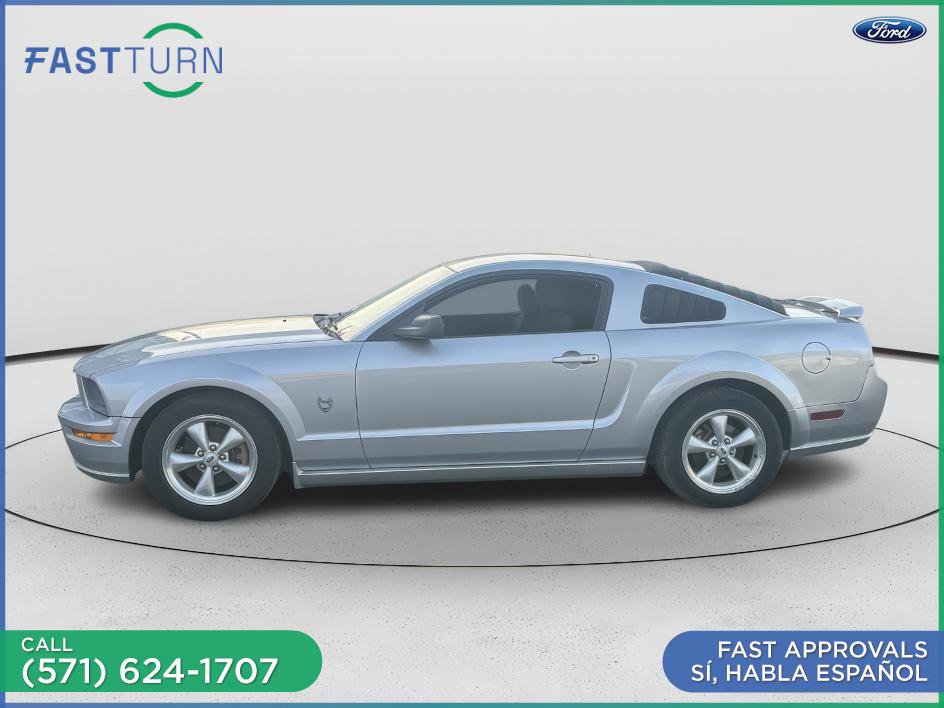 Used 2009 Ford Mustang GT RWD image 14