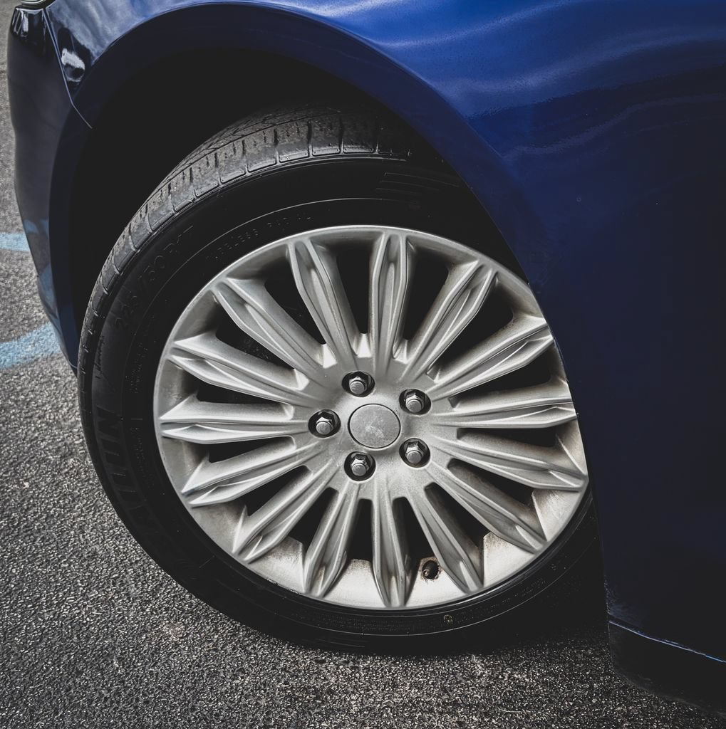 Used 2016 Ford Fusion SE FWD image 15