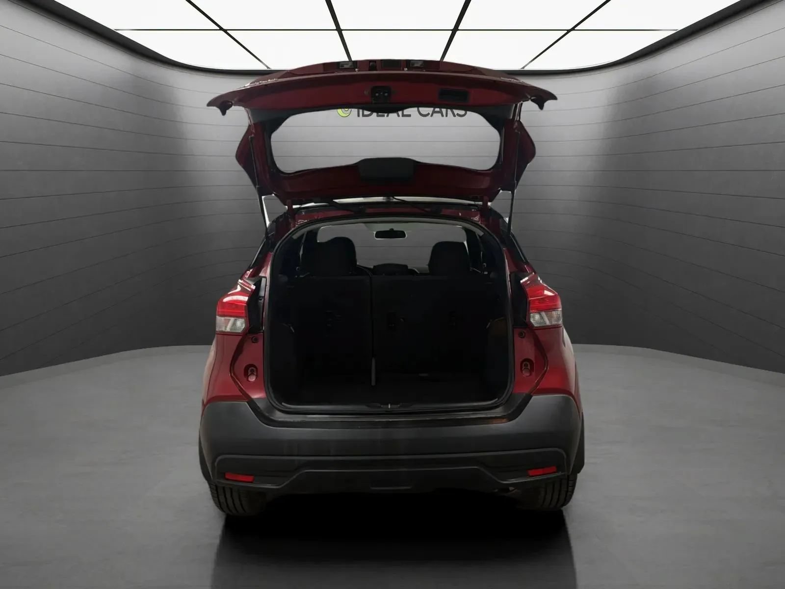 Used 2019 Nissan Kicks SV FWD image 19