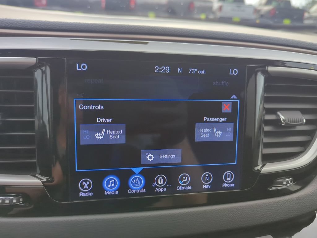 Used 2017 Chrysler Pacifica Touring Plus FWD image 15