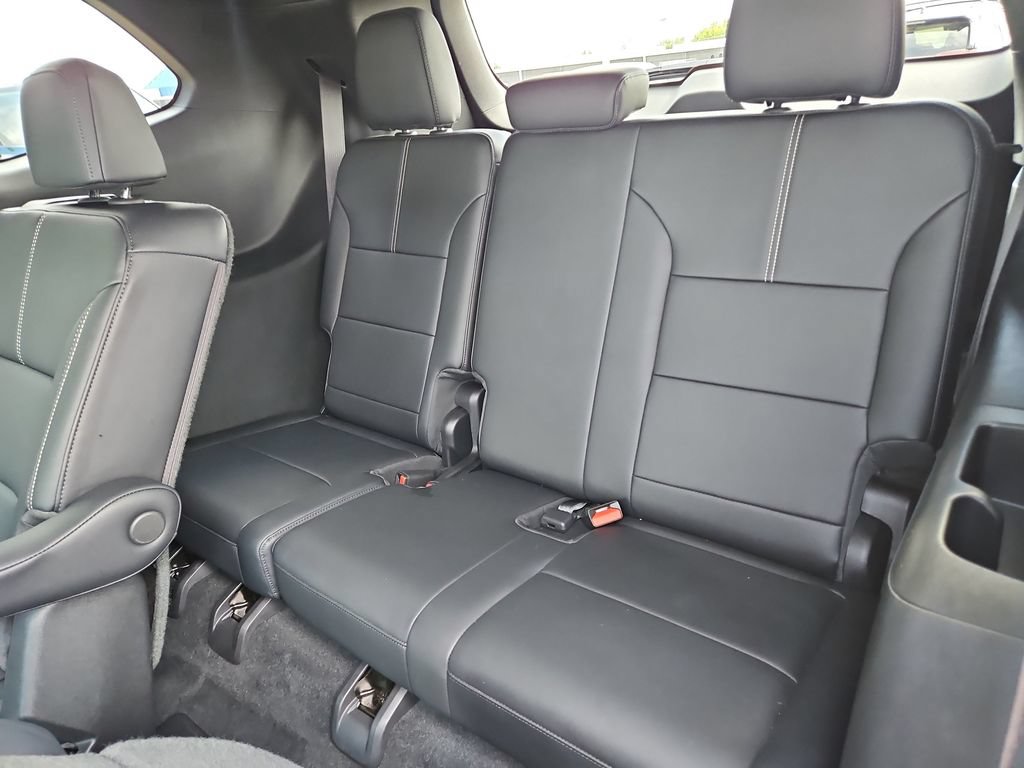Used 2026 GMC Acadia Elevation w/ Elevation Premium Package AWD/4WD image 28