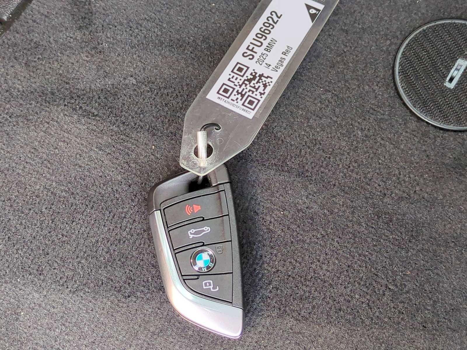 Used 2025 BMW i4 xDrive40i w/ Premium Package image 38