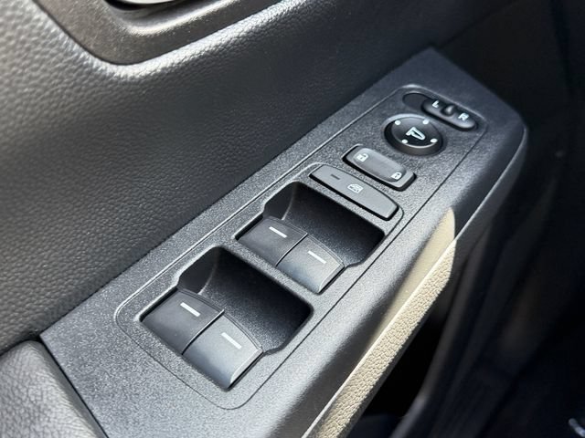Used 2025 Honda CR-V Sport-L image 29