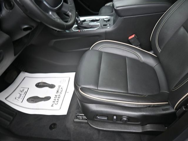 Used 2023 Chevrolet Traverse Premier image 15