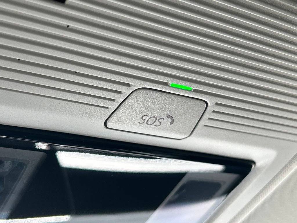 New 2026 Volkswagen Tiguan S FWD image 54