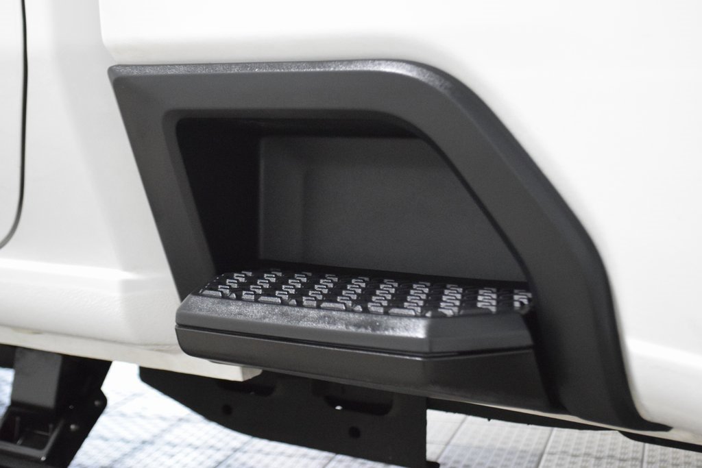 Used 2024 GMC Sierra 3500 Denali w/ Denali Reserve Package image 28