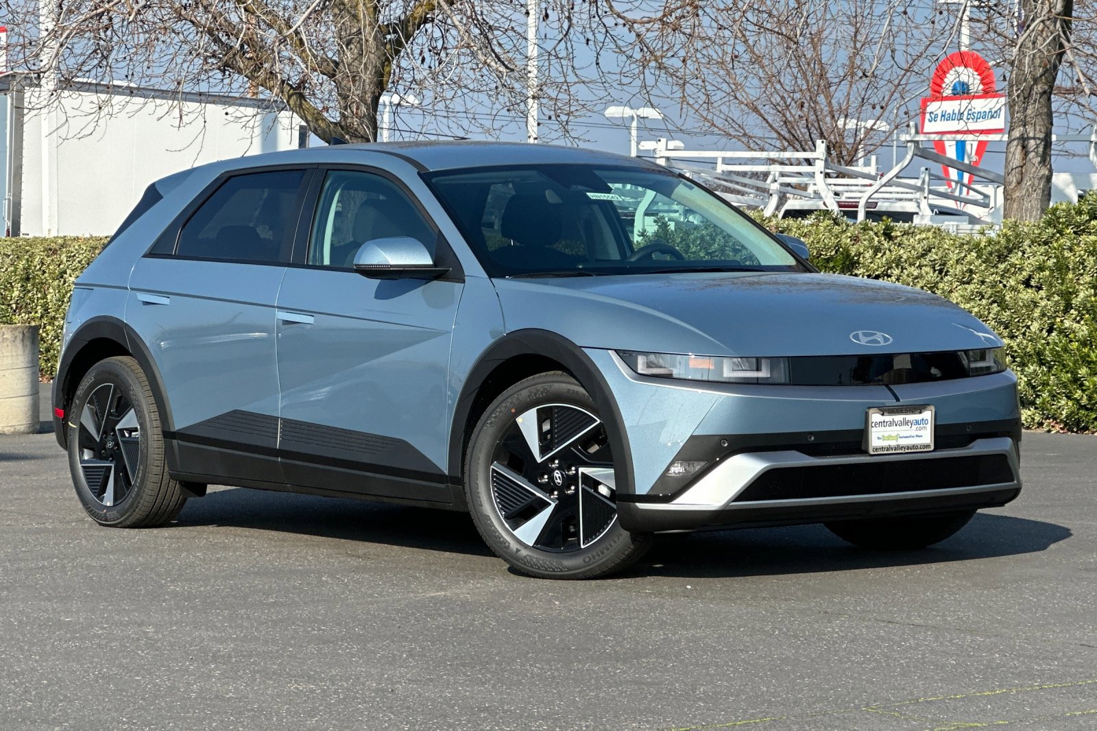 New 2026 Hyundai Ioniq 5 SE image 2