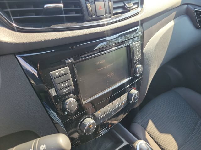 Used 2020 Nissan Rogue Sport S FWD image 27
