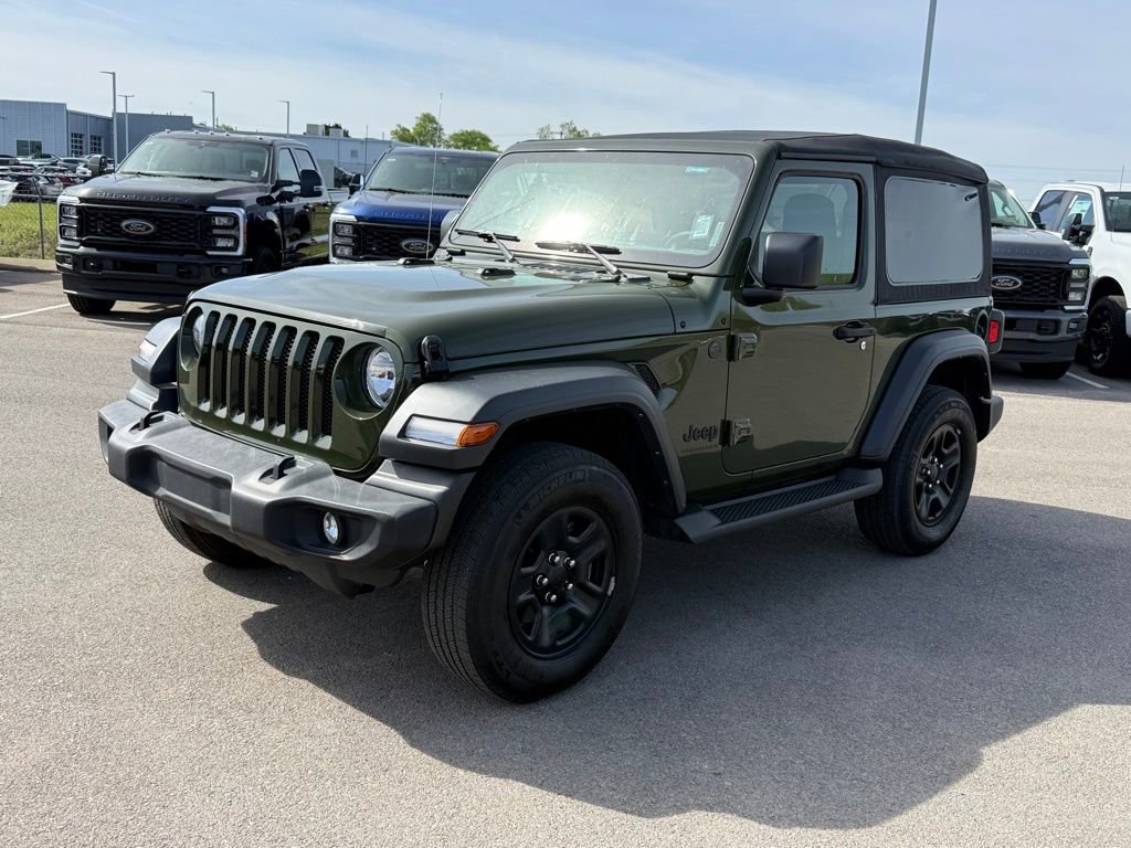 Used 2023 Jeep Wrangler Sport image 23