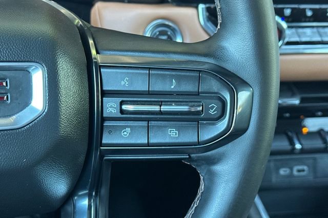 Used 2024 GMC Canyon AT4 w/ AT4 Premium Package image 37