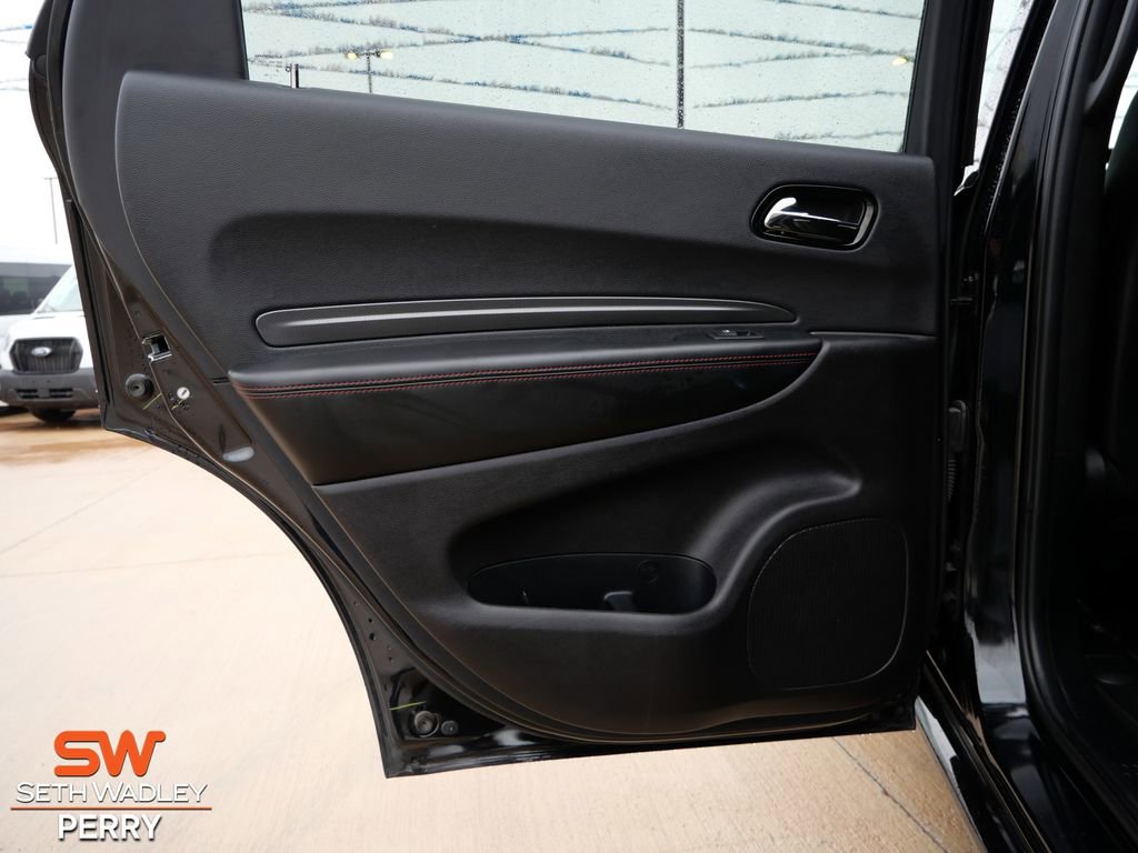Used 2025 Dodge Durango GT image 13